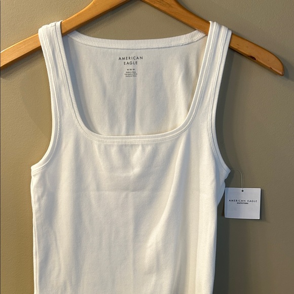 American Eagle Outfitters Classic White Tank Top - Picture 3 of 7
